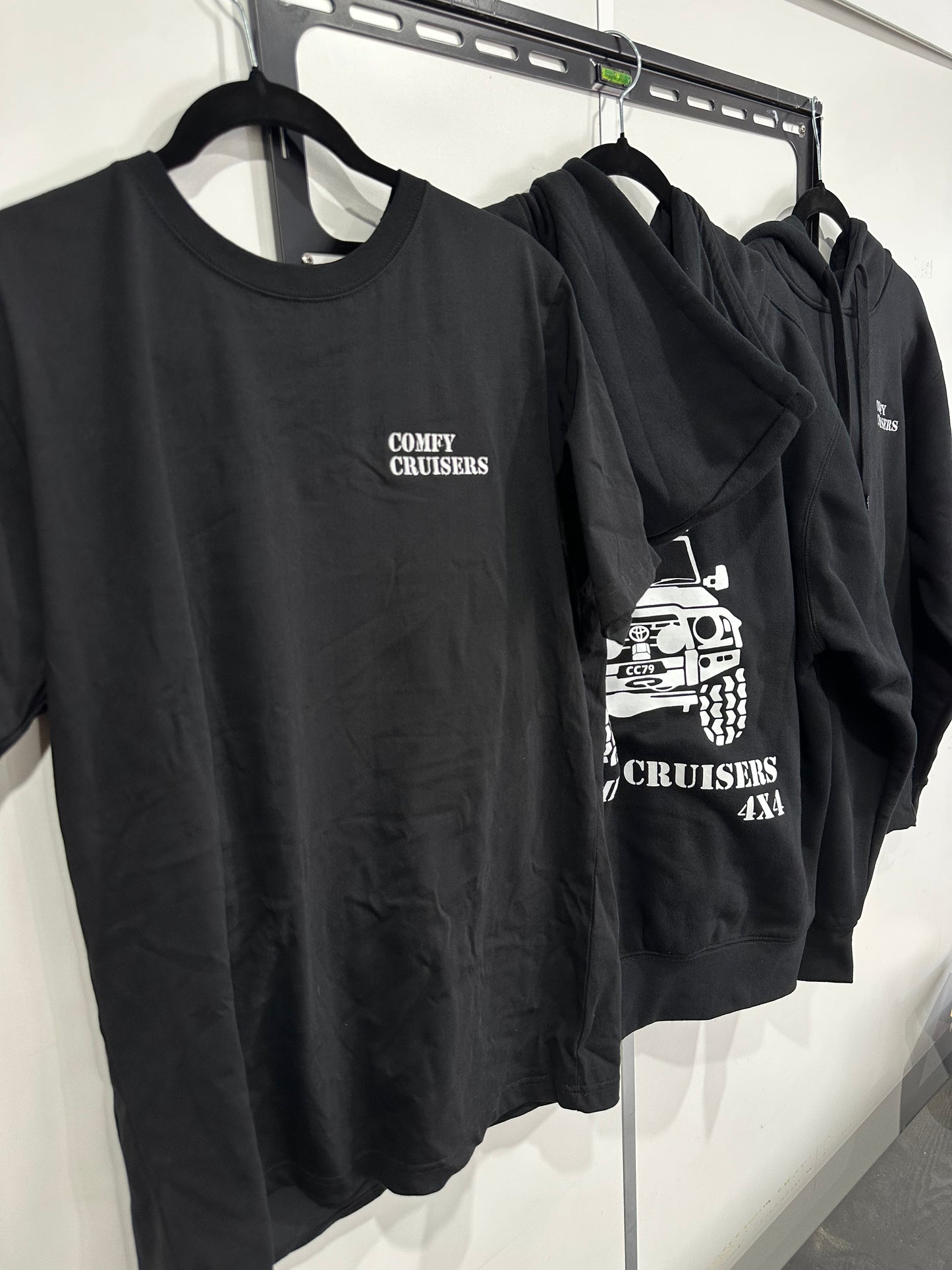 COMFY CRUISERS T SHIRTS